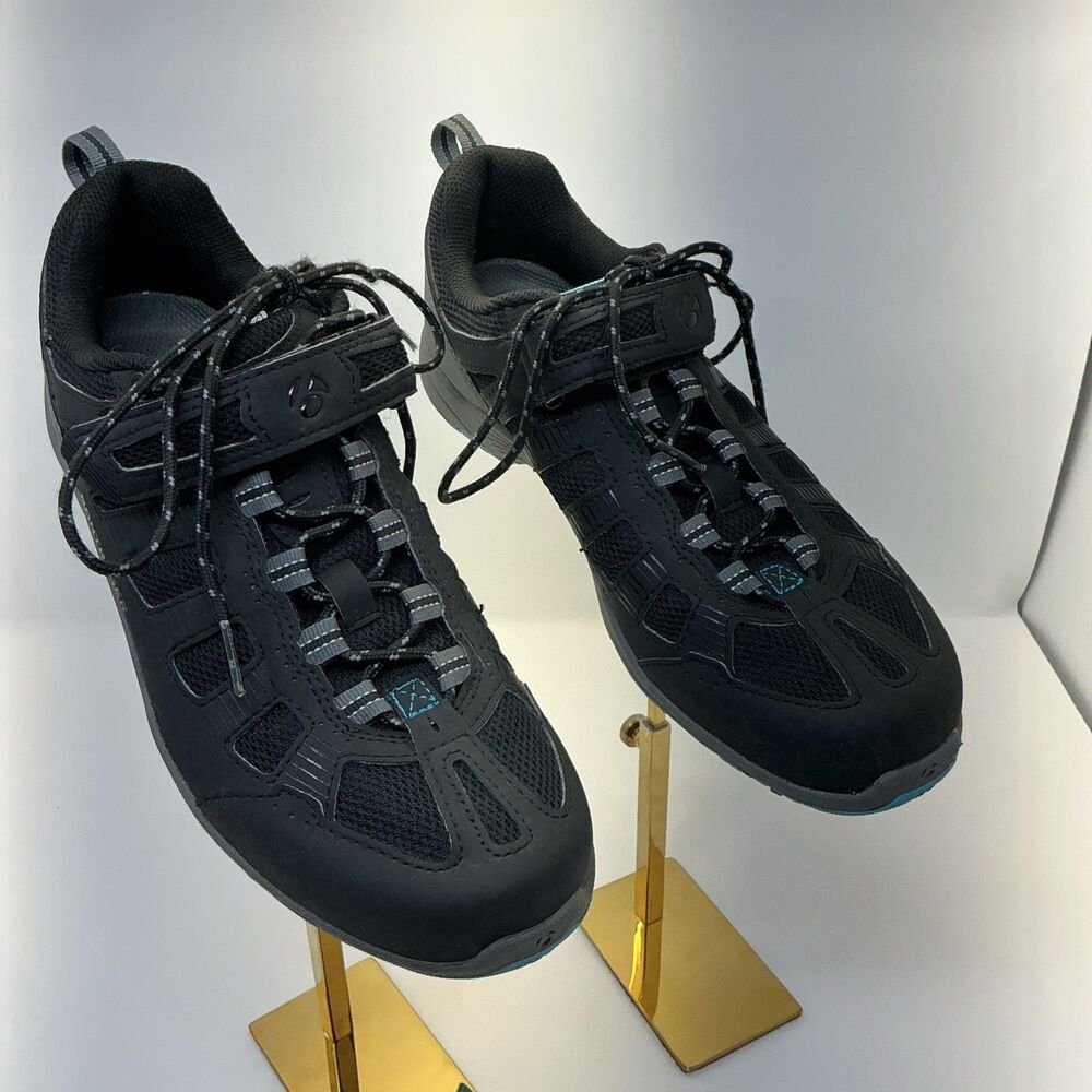 Bontrager Cycling, Shoes, Black And Gray Size 8.5 With Spd Cleat Excellent